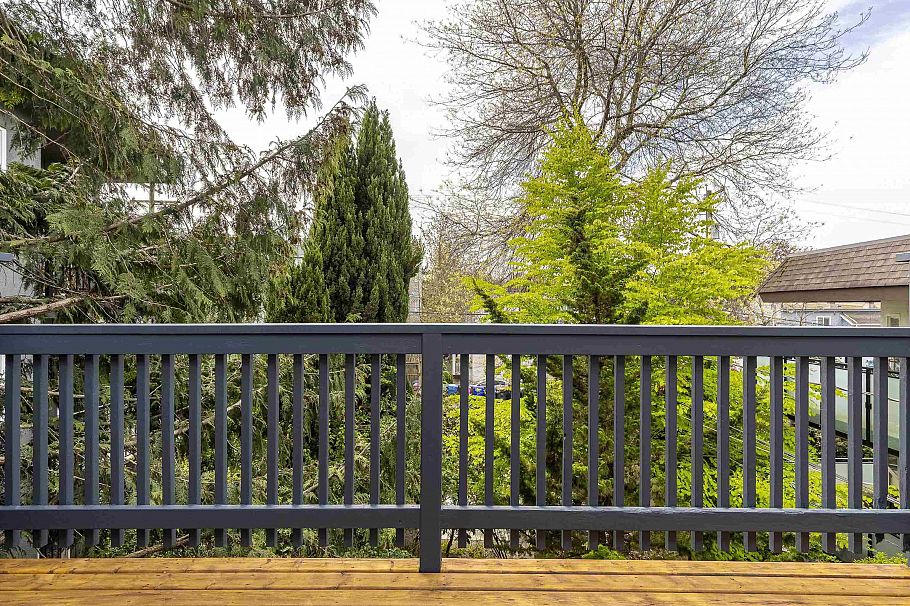 2258 Oxford Street Vancouver, BC - 24