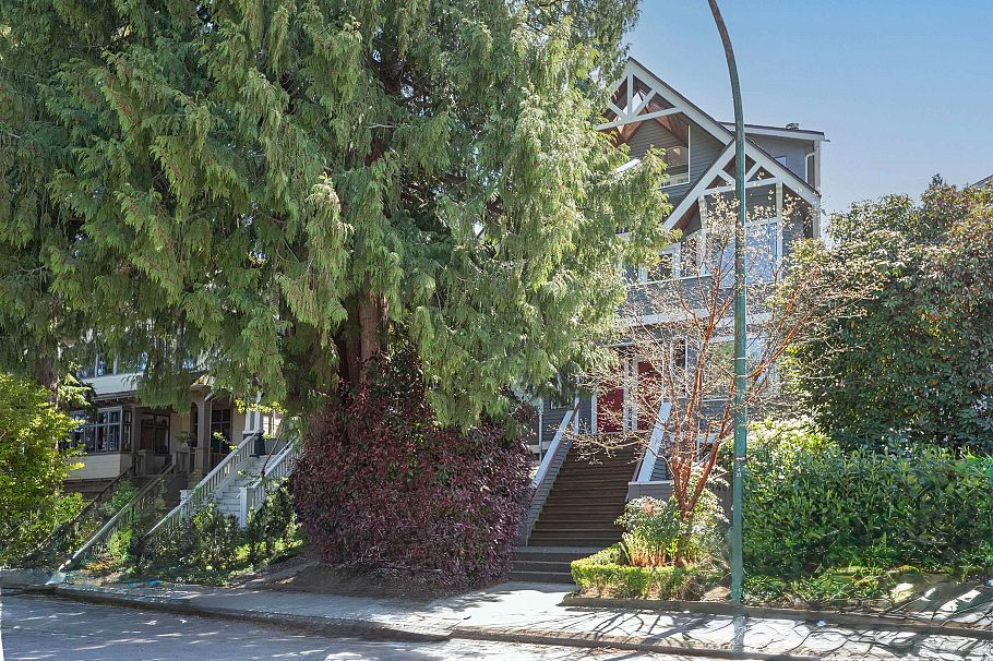 B 3546 Point Grey Road Vancouver, BC - 1