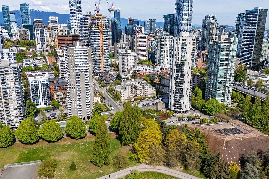 215 1080 Pacific Street Vancouver, BC - 26