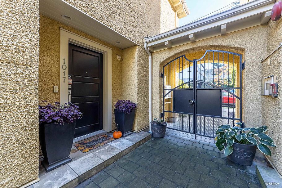 1017 W 8th Avenue Vancouver, BC - 28