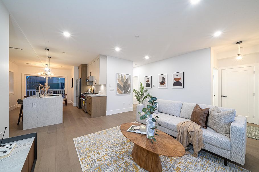 1 2735 W 8th Avenue Vancouver, BC - 5