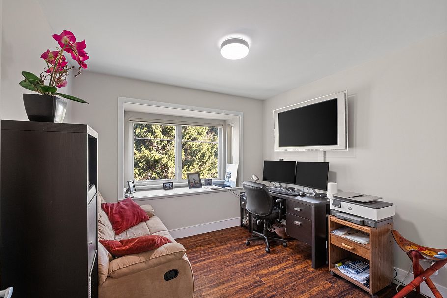 1127 St. Andrews Avenue North Vancouver, BC - 26