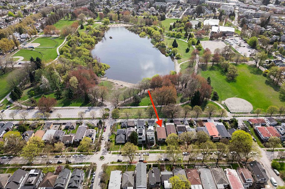 2050 E 13th Avenue Vancouver, BC - 2