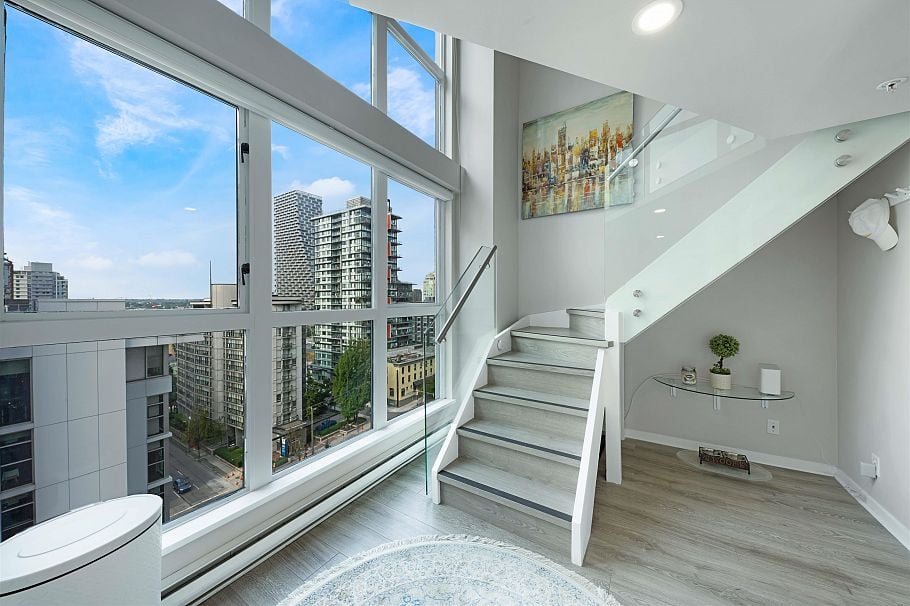 801 1238 Seymour Street Vancouver, BC - 1