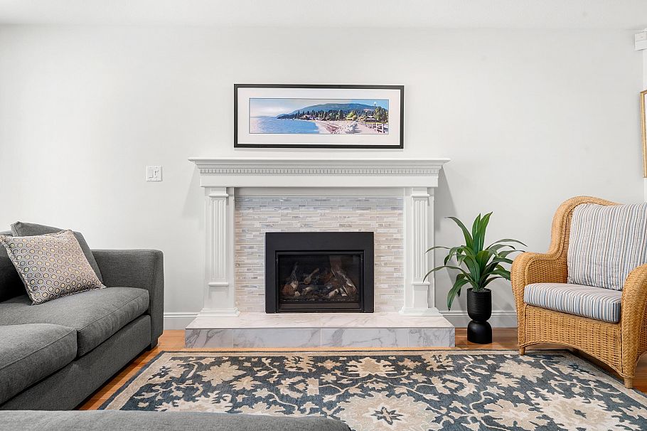 1216 Plateau Drive North Vancouver, BC - 8