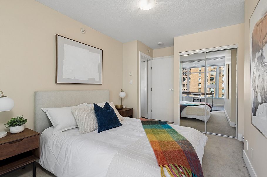 1205 888 Homer Street Vancouver, BC - 17