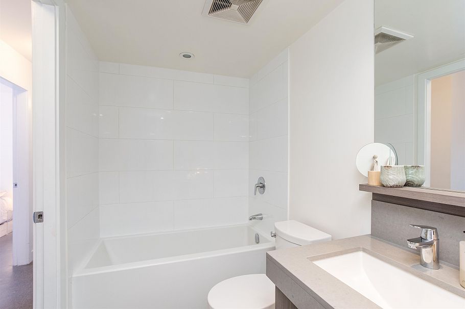 307 231 E Pender Street Vancouver, BC - 25