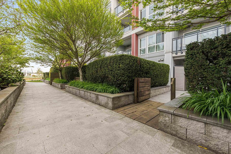 107 10033 River Drive Richmond, BC - 29