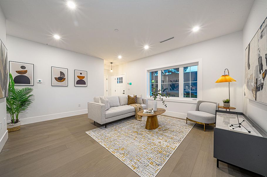 1 2735 W 8th Avenue Vancouver, BC - 4