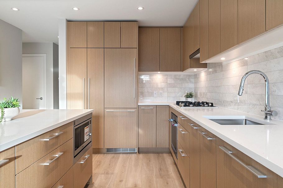 312 110 E 17th Street North Vancouver, BC - 9