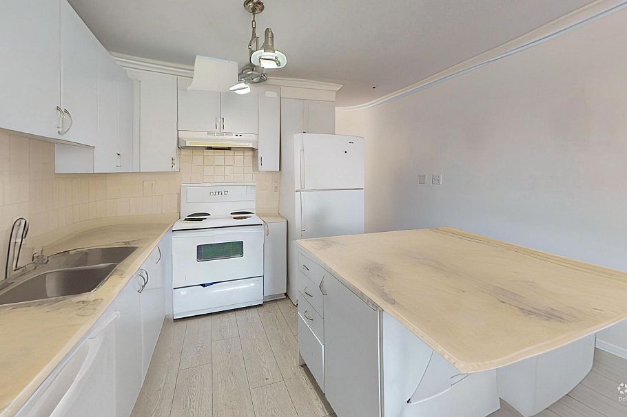 202 5629 Dunbar Street Vancouver, BC - 12