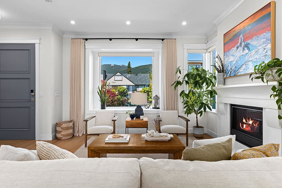 215 E 22nd Street North Vancouver, BC - 6