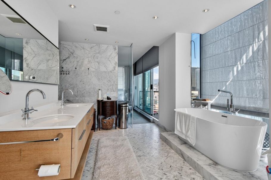 2703 889 Homer Street Vancouver, BC - 15