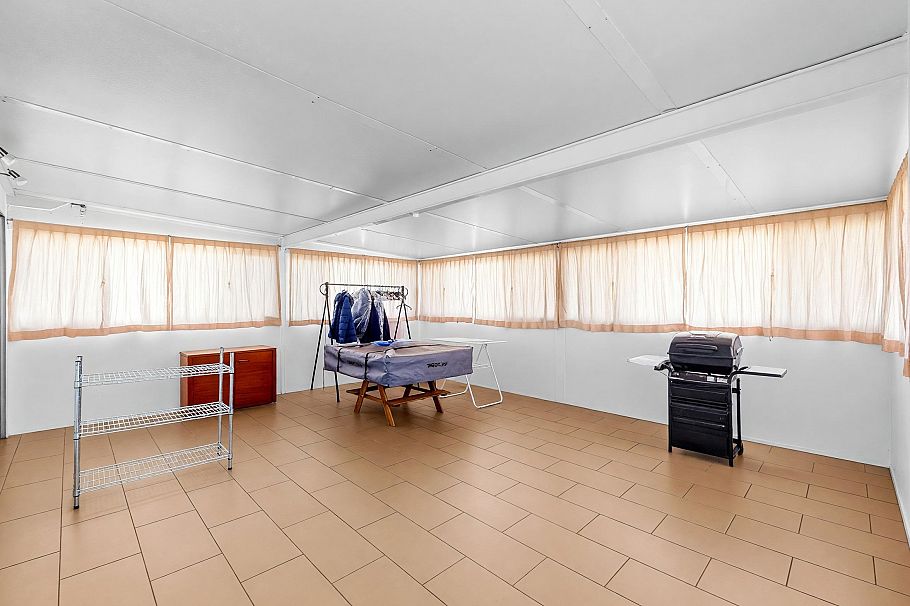 245 W 63rd Avenue Vancouver, BC - 24