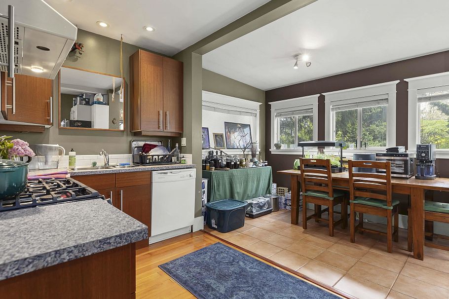 2258 Oxford Street Vancouver, BC - 6