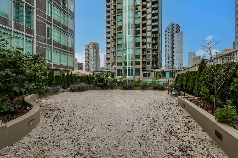 1205 888 Homer Street Vancouver, BC - 27