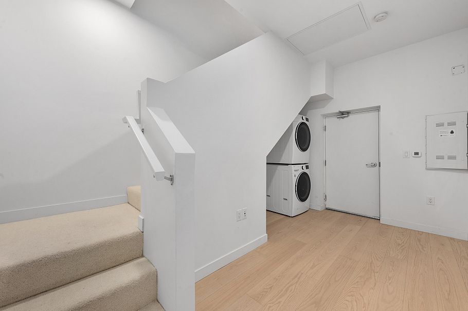 122 650 E 2nd Street North Vancouver, BC - 21