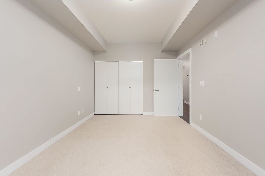 107 10033 River Drive Richmond, BC - 17