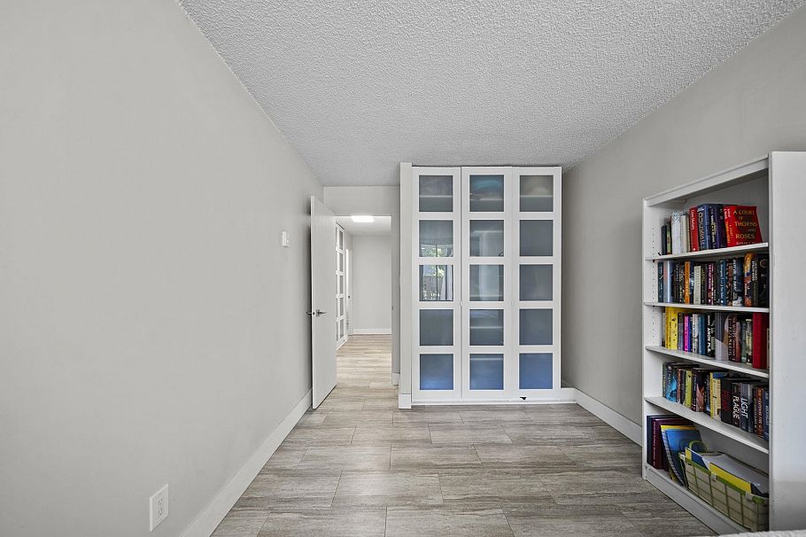 215 1080 Pacific Street Vancouver, BC - 18
