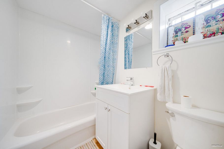 5702 Lancaster Street Vancouver, BC - 19