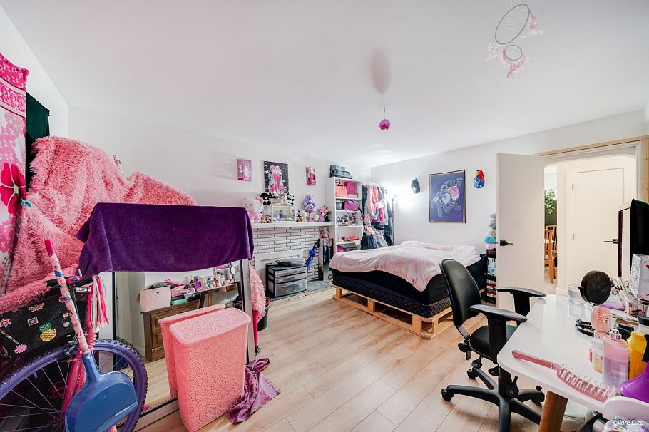5702 Lancaster Street Vancouver, BC - 6