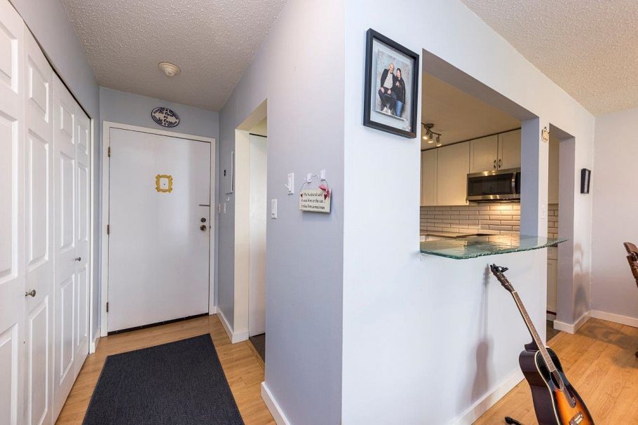 212 236 W 2nd Street North Vancouver, BC - 12