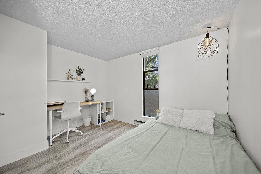 215 1080 Pacific Street Vancouver, BC - 13