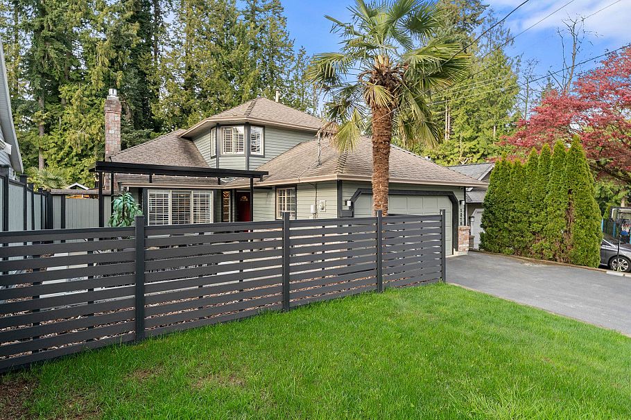 1216 Plateau Drive North Vancouver, BC - 38