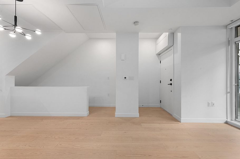 122 650 E 2nd Street North Vancouver, BC - 15