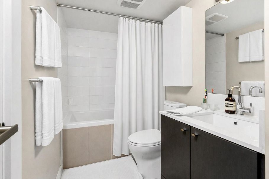 311 1618 Quebec Street Vancouver, BC - 19
