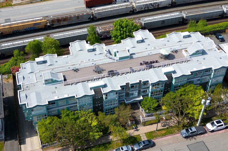 208 2211 Wall Street Vancouver, BC - 35