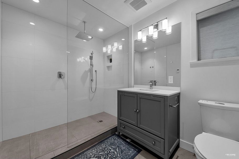 3521 Duval Road North Vancouver, BC - 22