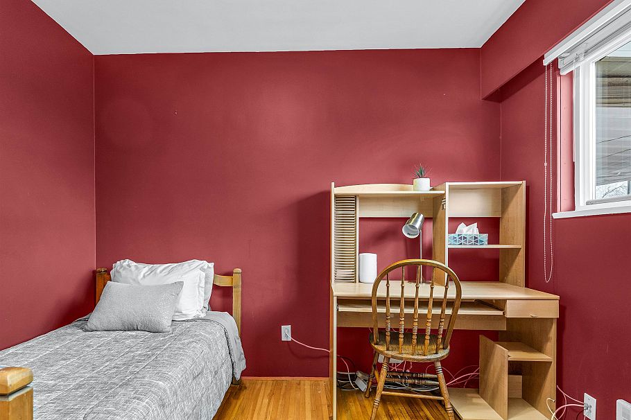 3031 E 16th Avenue Vancouver, BC - 18