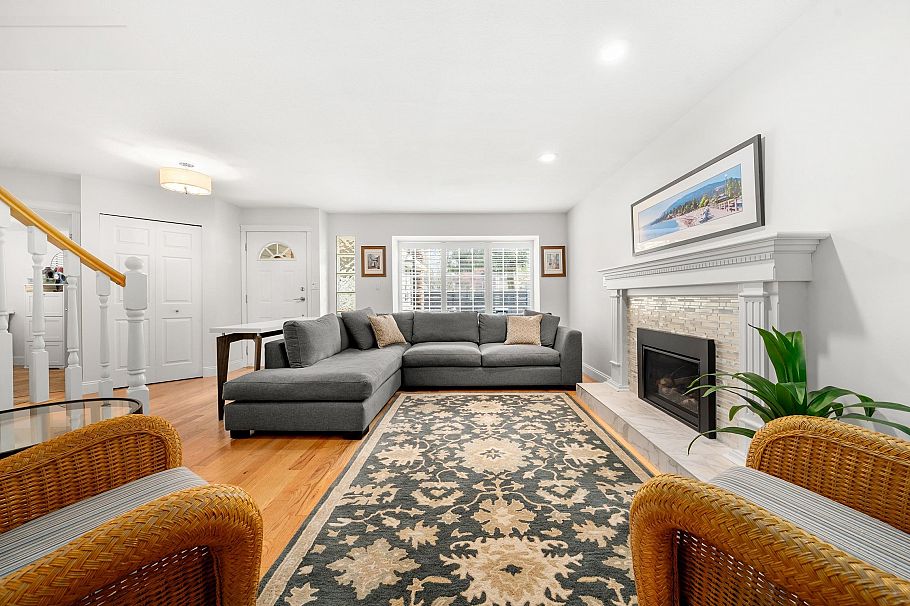 1216 Plateau Drive North Vancouver, BC - 9