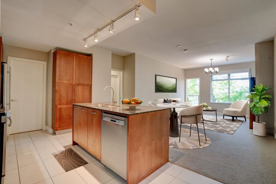 207 5955 Iona Drive Vancouver, BC - 4
