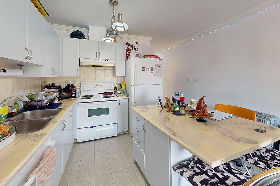 202 5629 Dunbar Street Vancouver, BC - 10