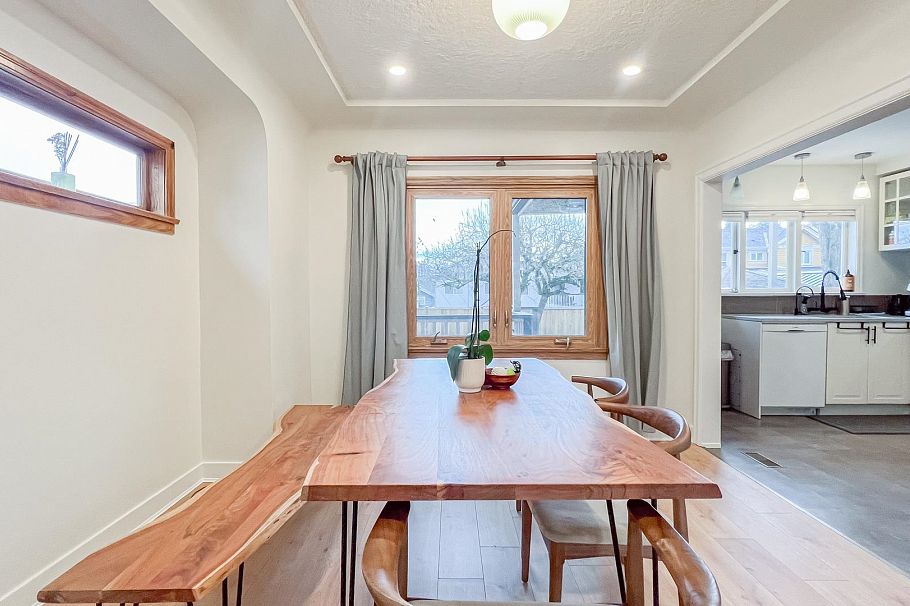 1165 E 26th Avenue Vancouver, BC - 4