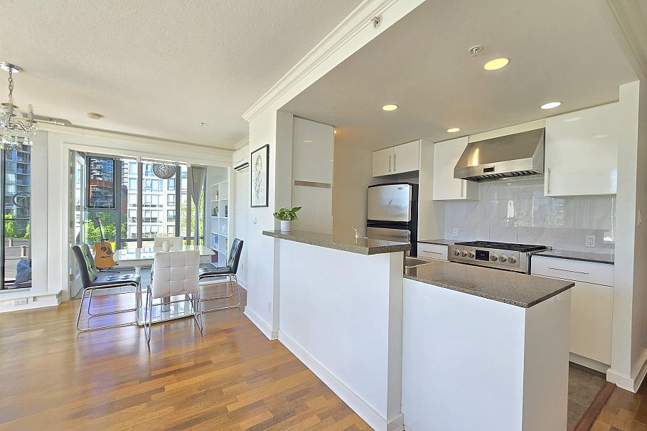 606 455 Beach Crescent Vancouver, BC - 8