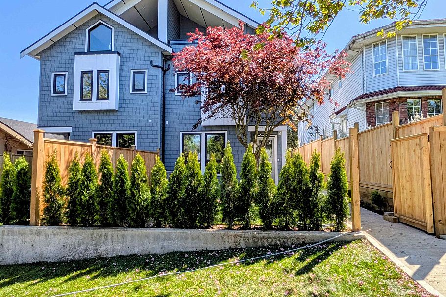 920 E 16th Avenue Vancouver, BC - 1