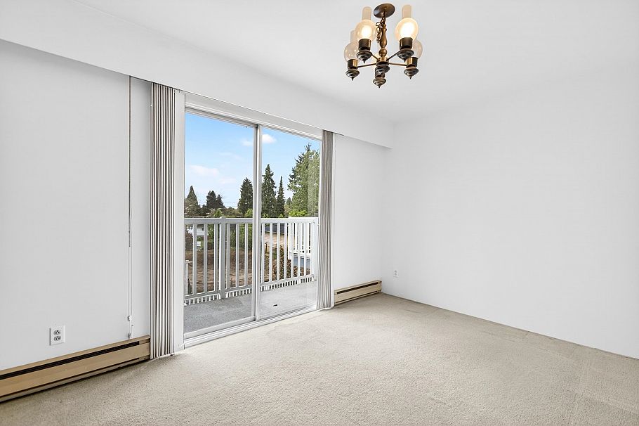 642 W 53rd Avenue Vancouver, BC - 28