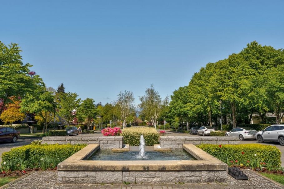 207 5955 Iona Drive Vancouver, BC - 37