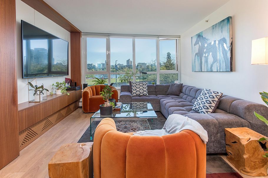203 388 Drake Street Vancouver, BC - 4