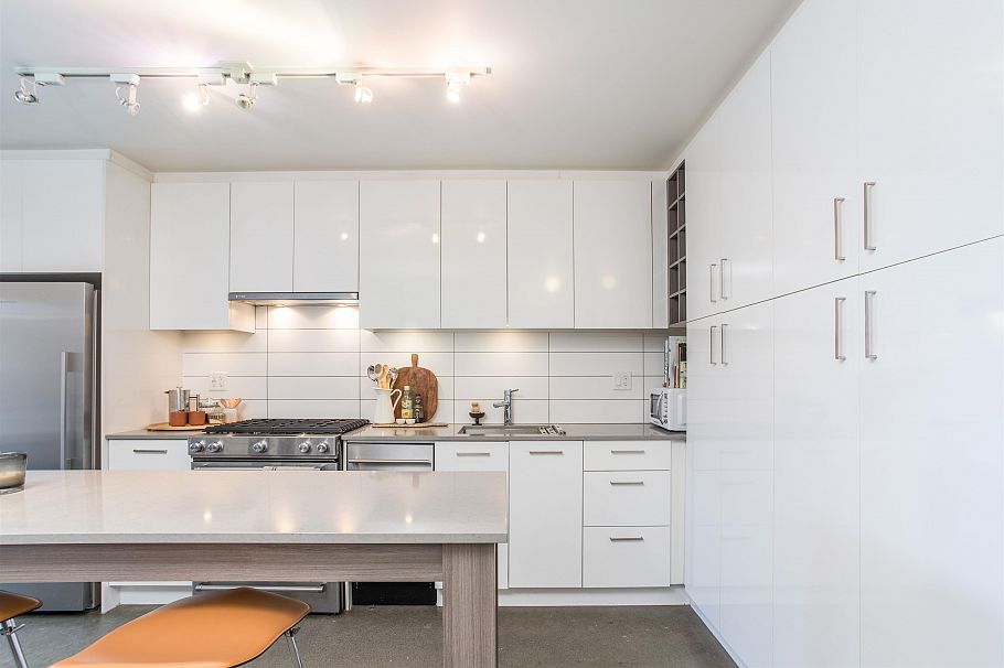 307 231 E Pender Street Vancouver, BC - 10