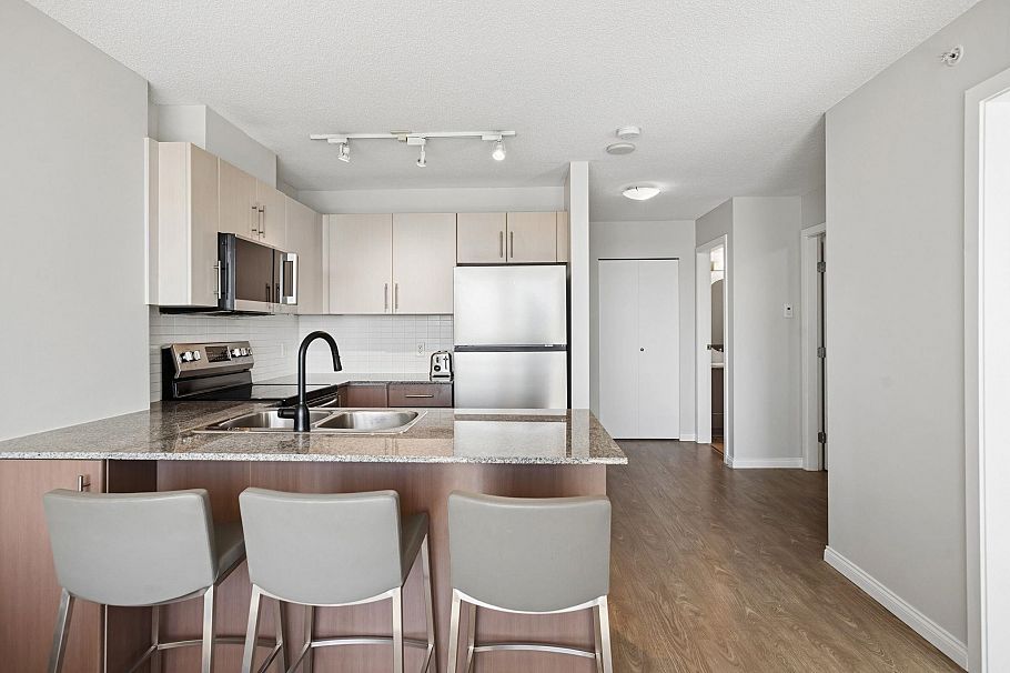 2201 550 Taylor Street Vancouver, BC - 11