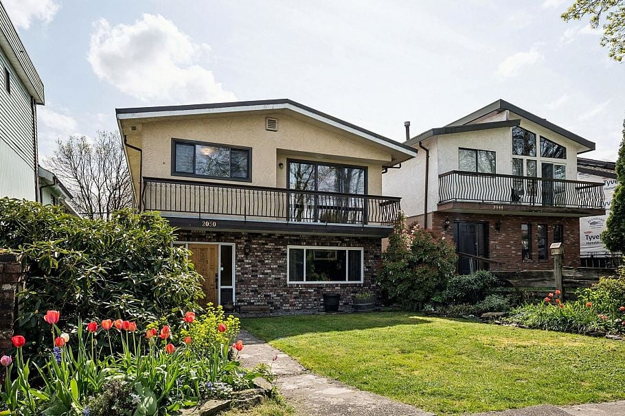 2050 E 13th Avenue Vancouver, BC - 1