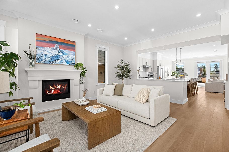 215 E 22nd Street North Vancouver, BC - 8