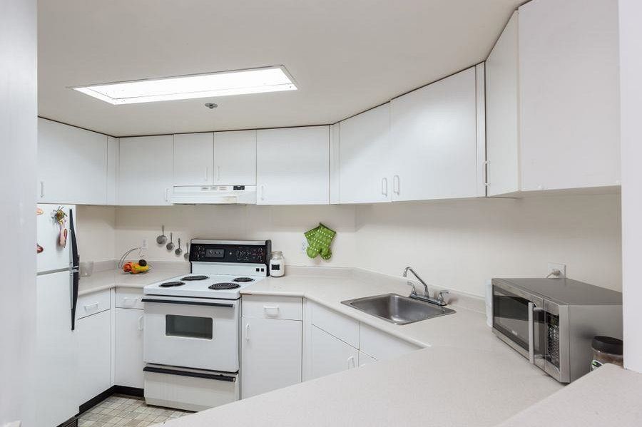 402 789 Drake Street Vancouver, BC - 11