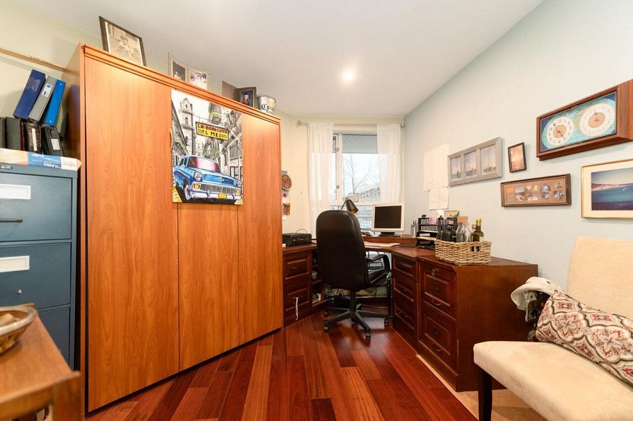 302 1502 Island Park Walk Vancouver, BC - 21