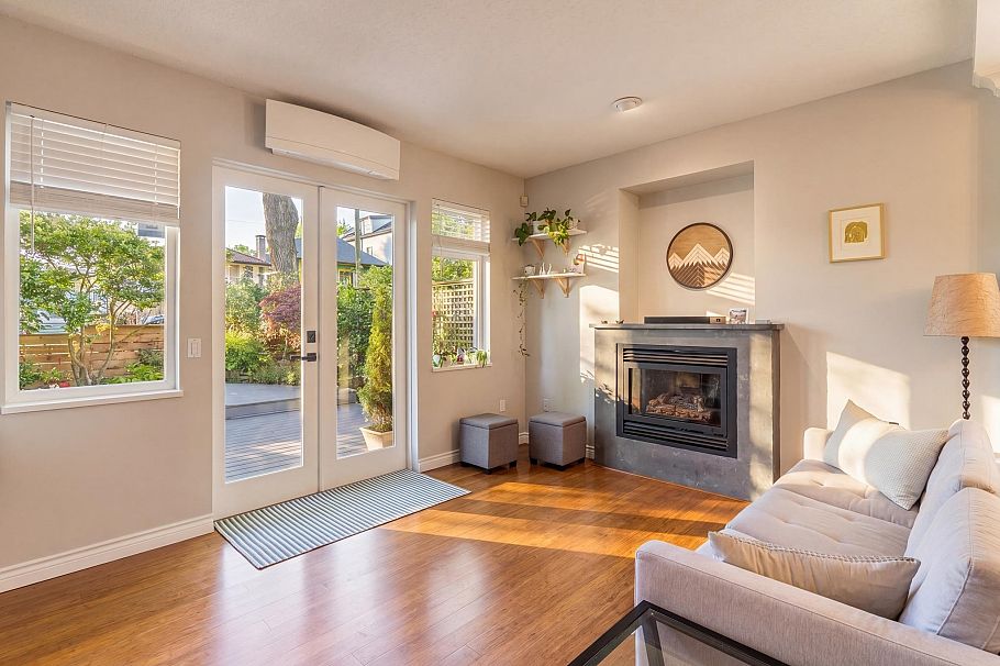 1922 E 6th Avenue Vancouver, BC - 3