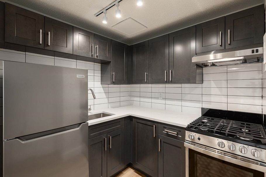 506 175 E Broadway Vancouver, BC - 9